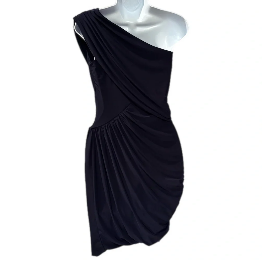 Elegant Navy Blue One-Shoulder‎ Dress